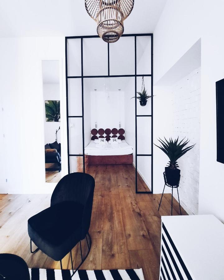 Apartment Rost *
